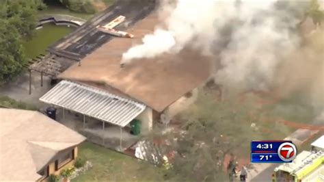 Neighbor saves family from SW Miami-Dade house fire